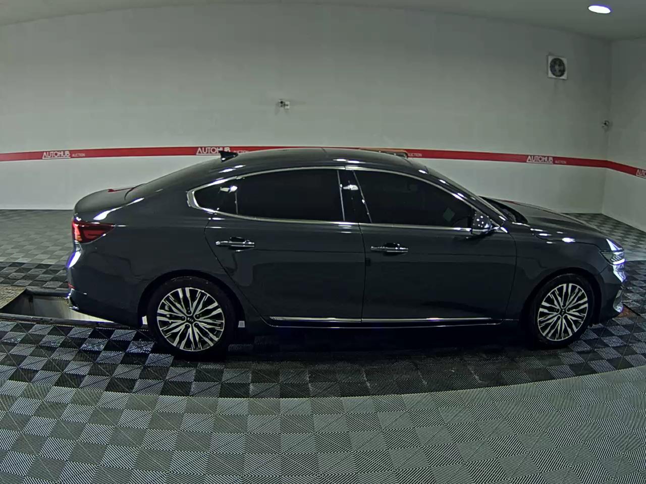 2020 - kia k7