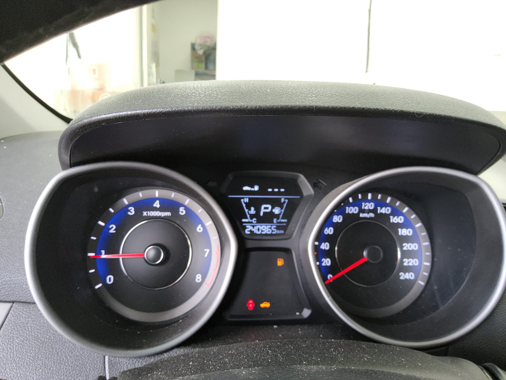 2014 - hyundai avante