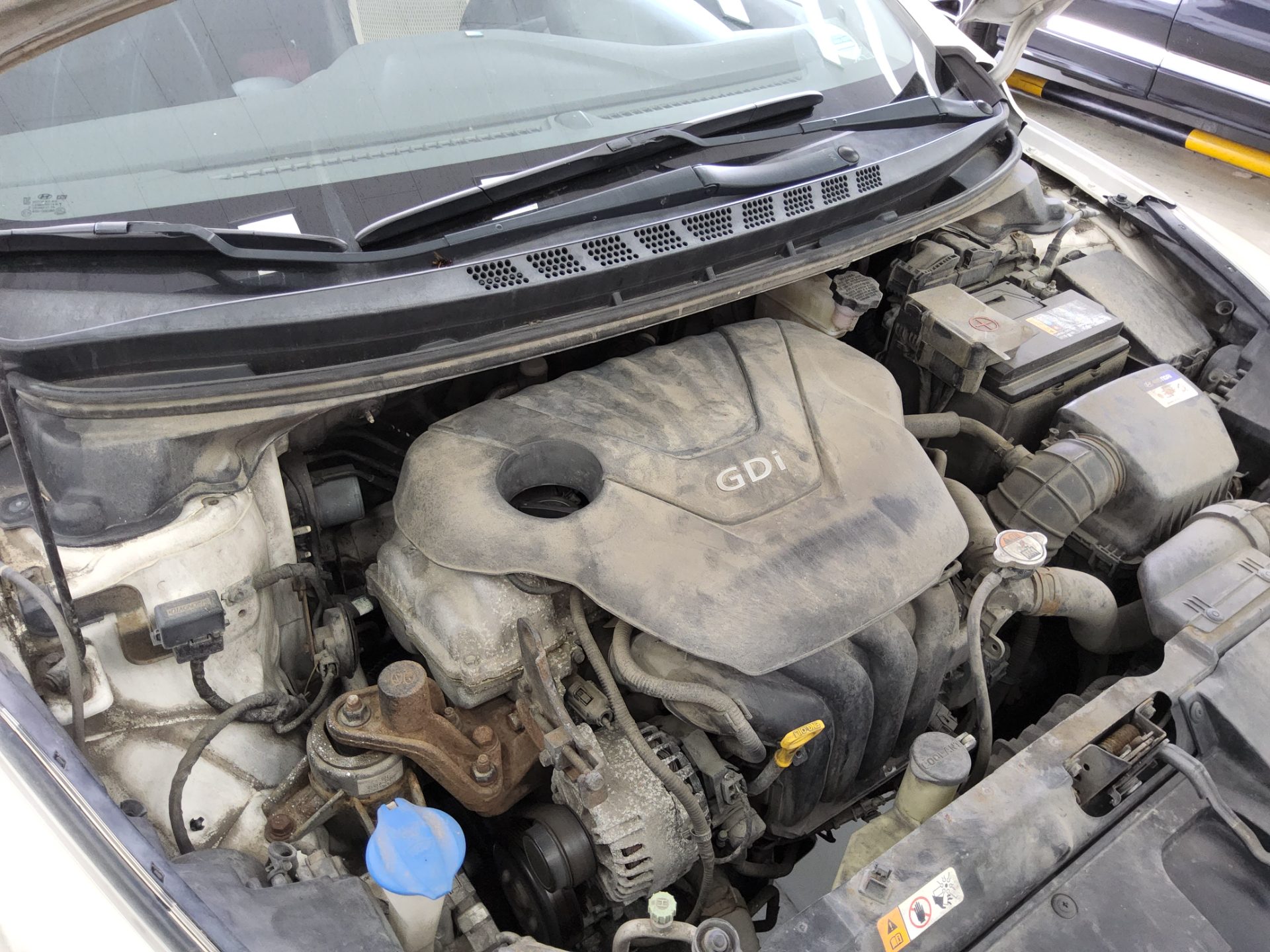 2014 - hyundai avante