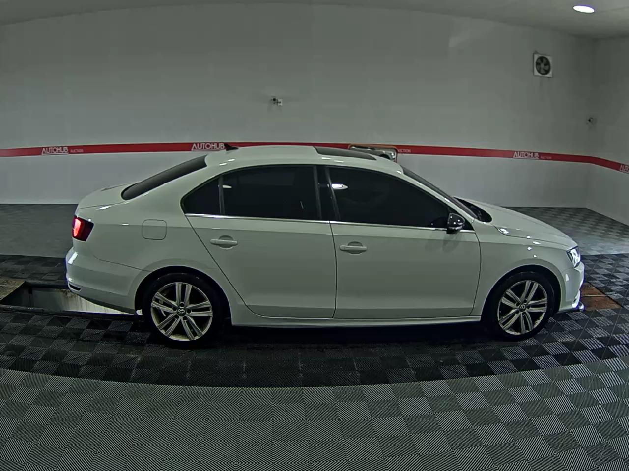 فولكس فاجن جيتا (6Th Gen) 2.0 TDI Bluemotion بريميوم 2016 بريميوم
