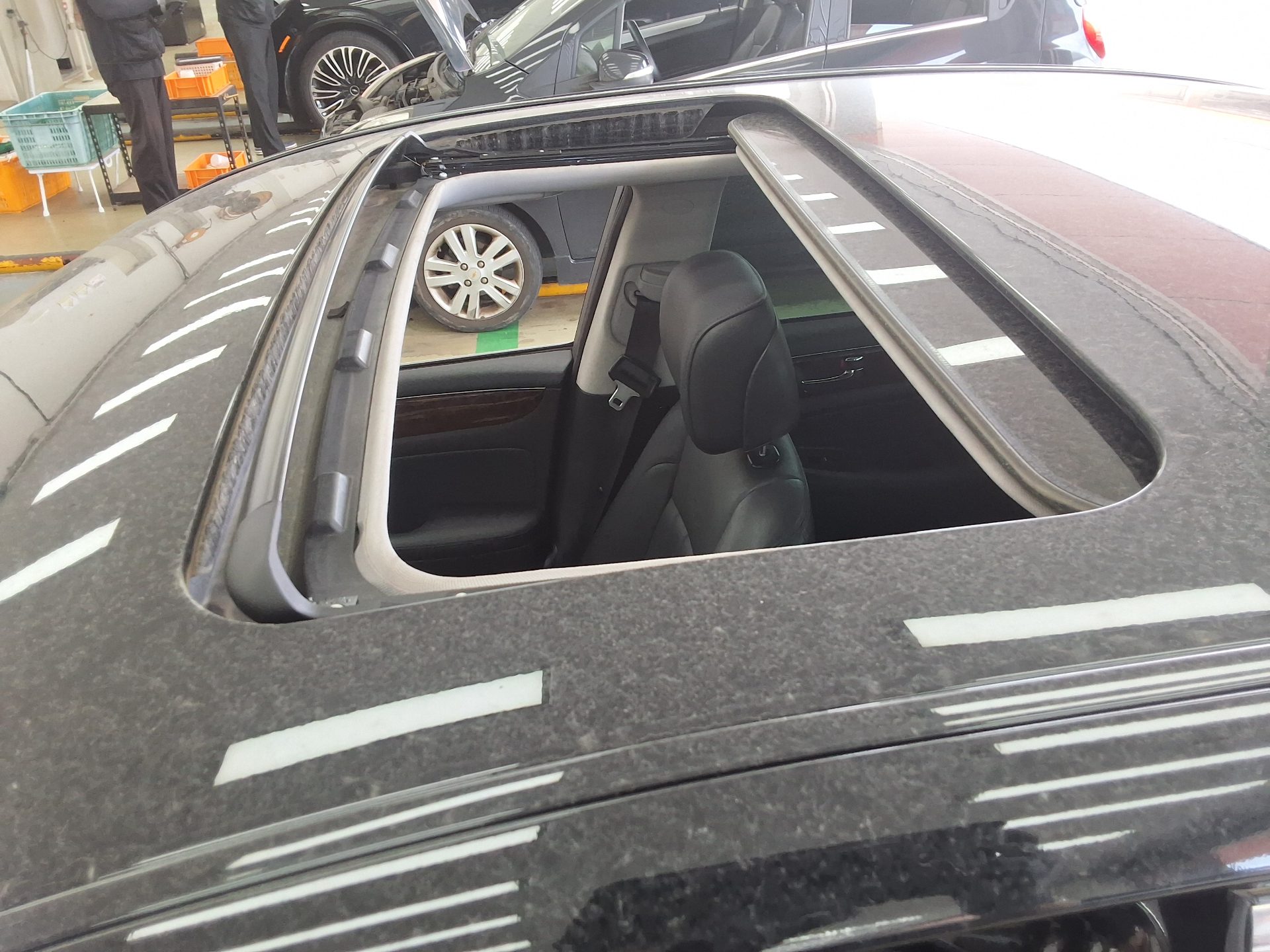 2010 - hyundai bh