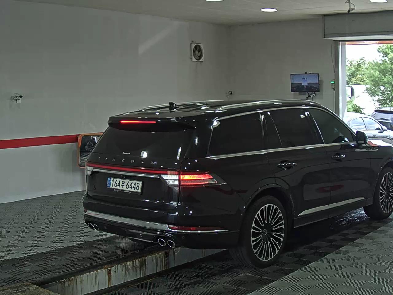2020 - lincoln aviator