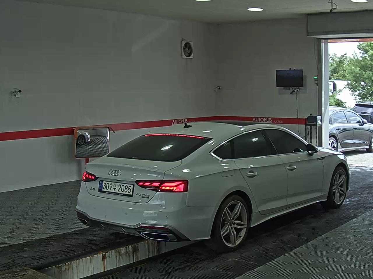 2021 - audi a5