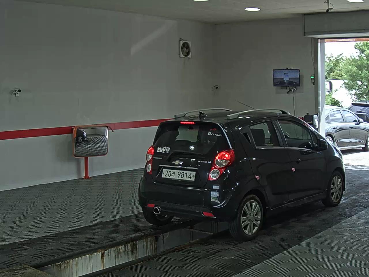2013 - chevrolet spark