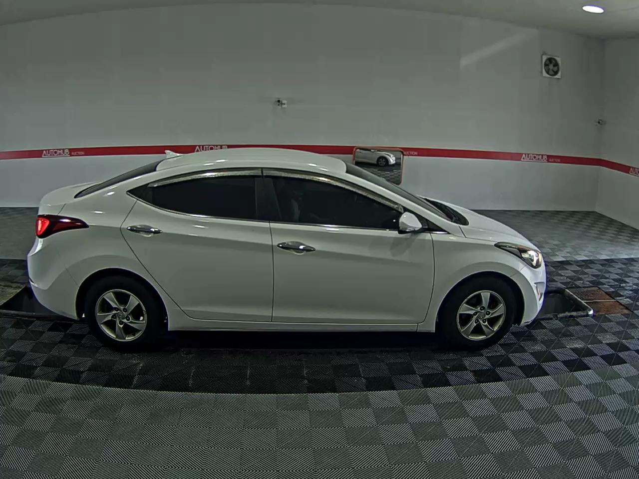 2014 - hyundai avante