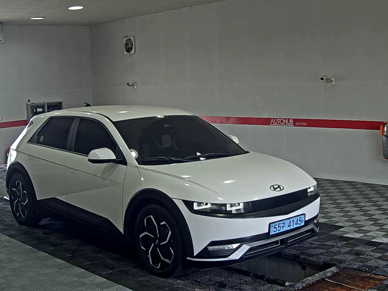 2023 - hyundai ioniq