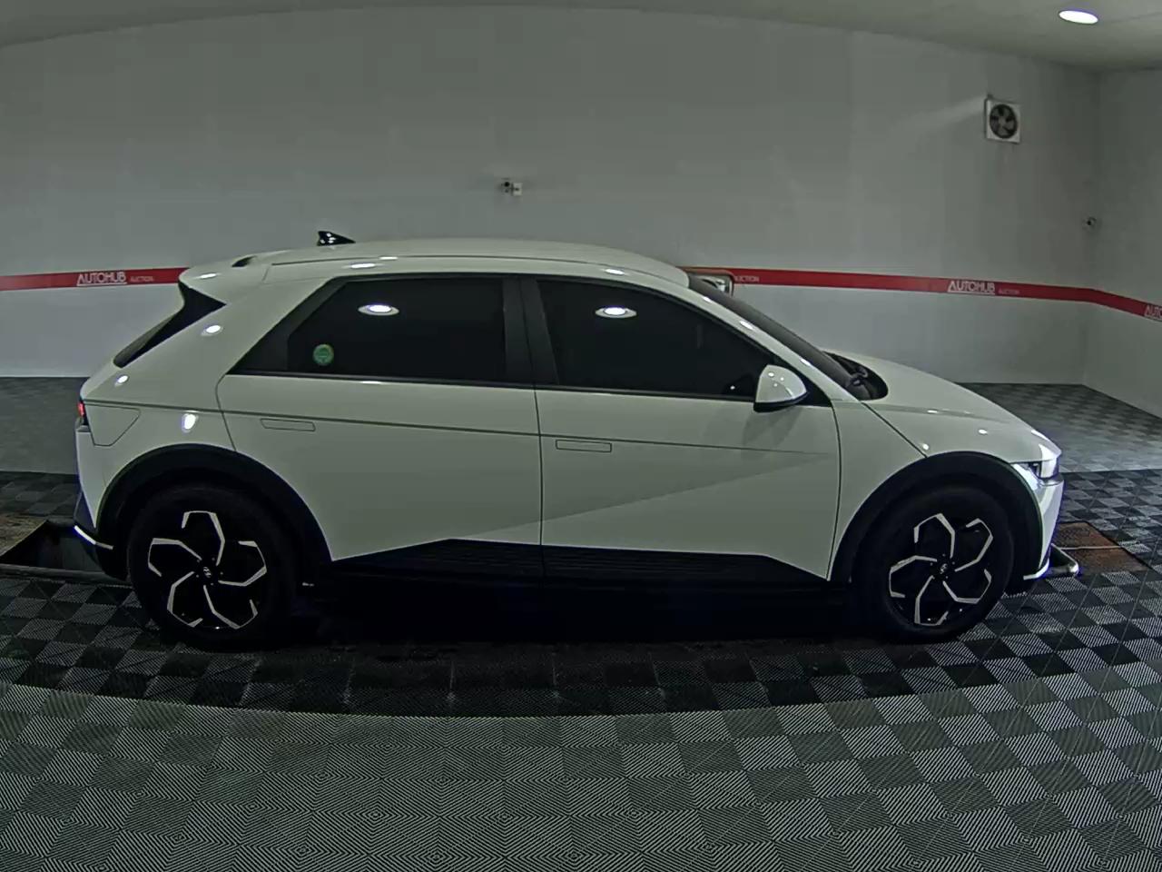 2023 - hyundai ioniq