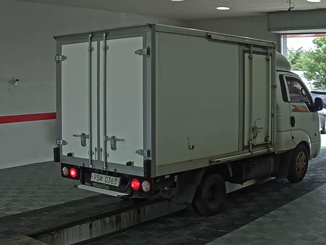2017 - kia truck