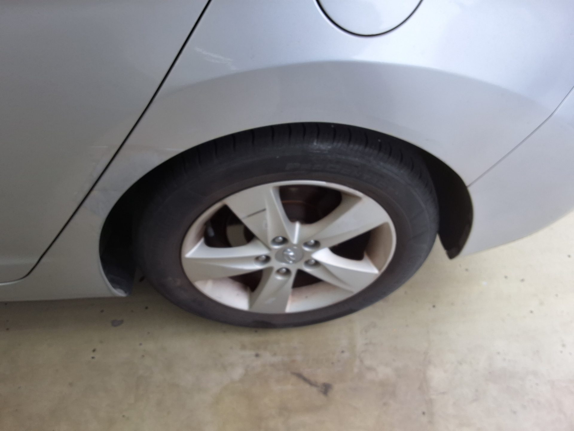 2012 - hyundai avante