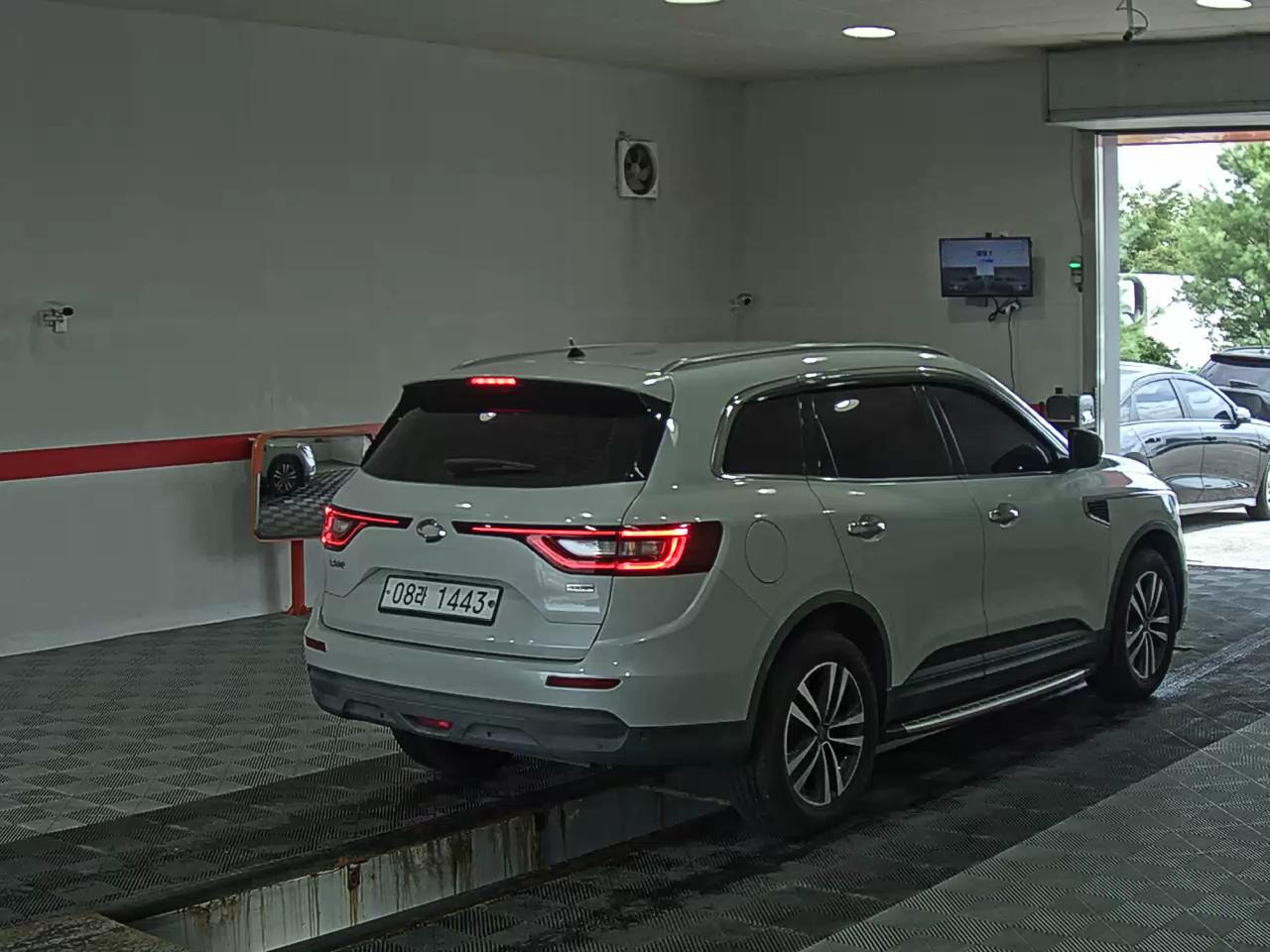 2018 - renault qm6