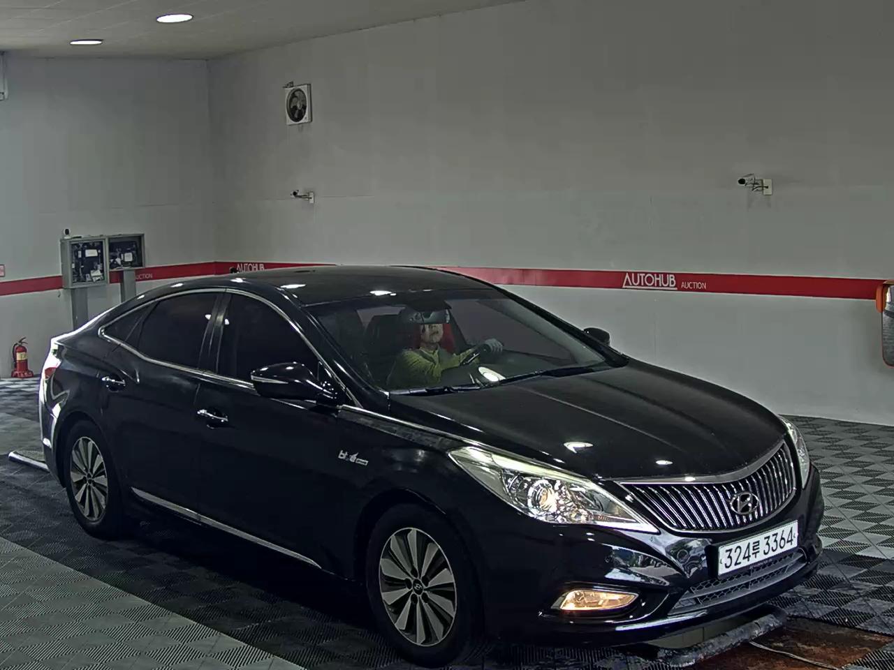 2015 - hyundai grandeur