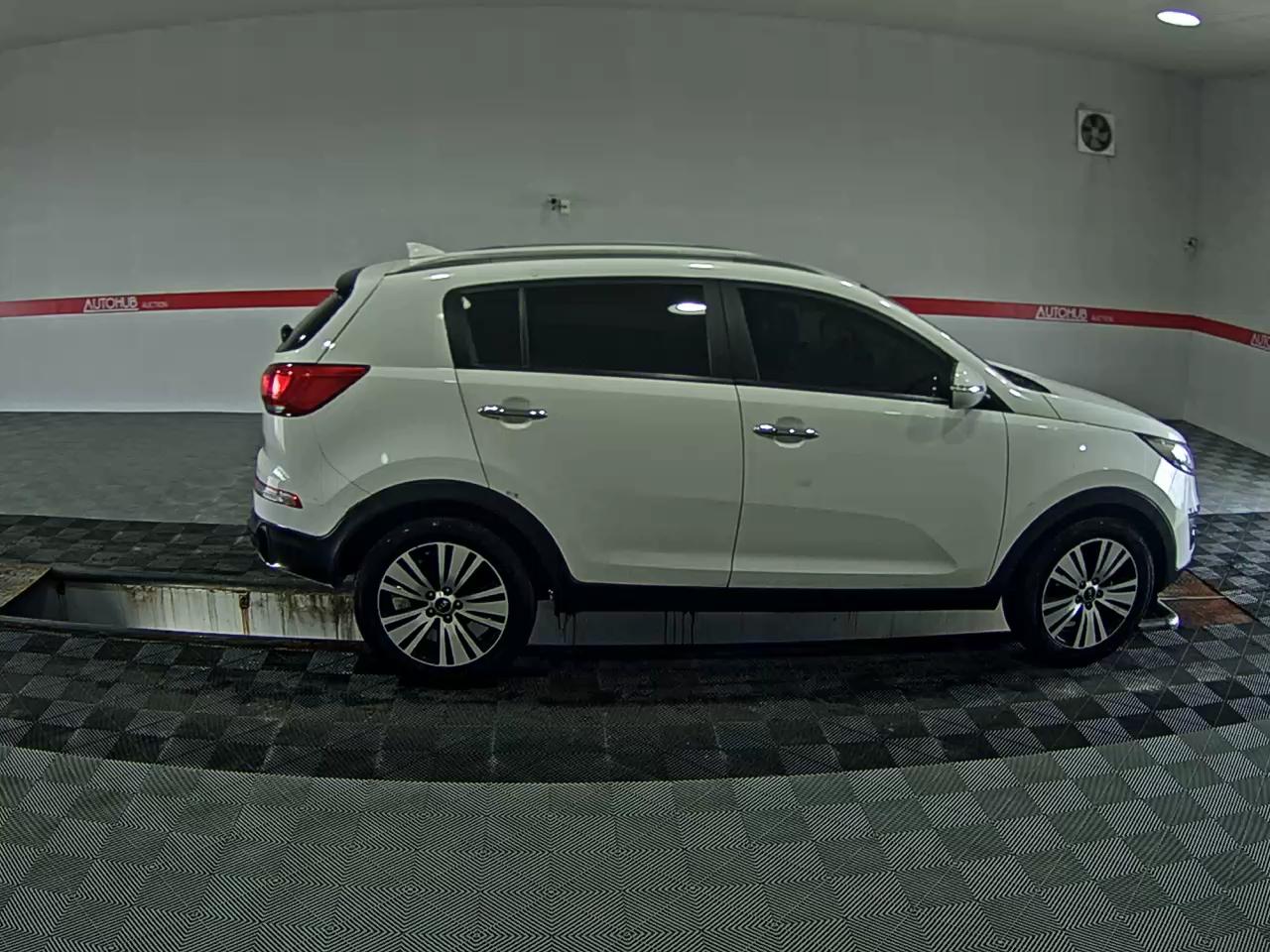 2014 - kia sportage