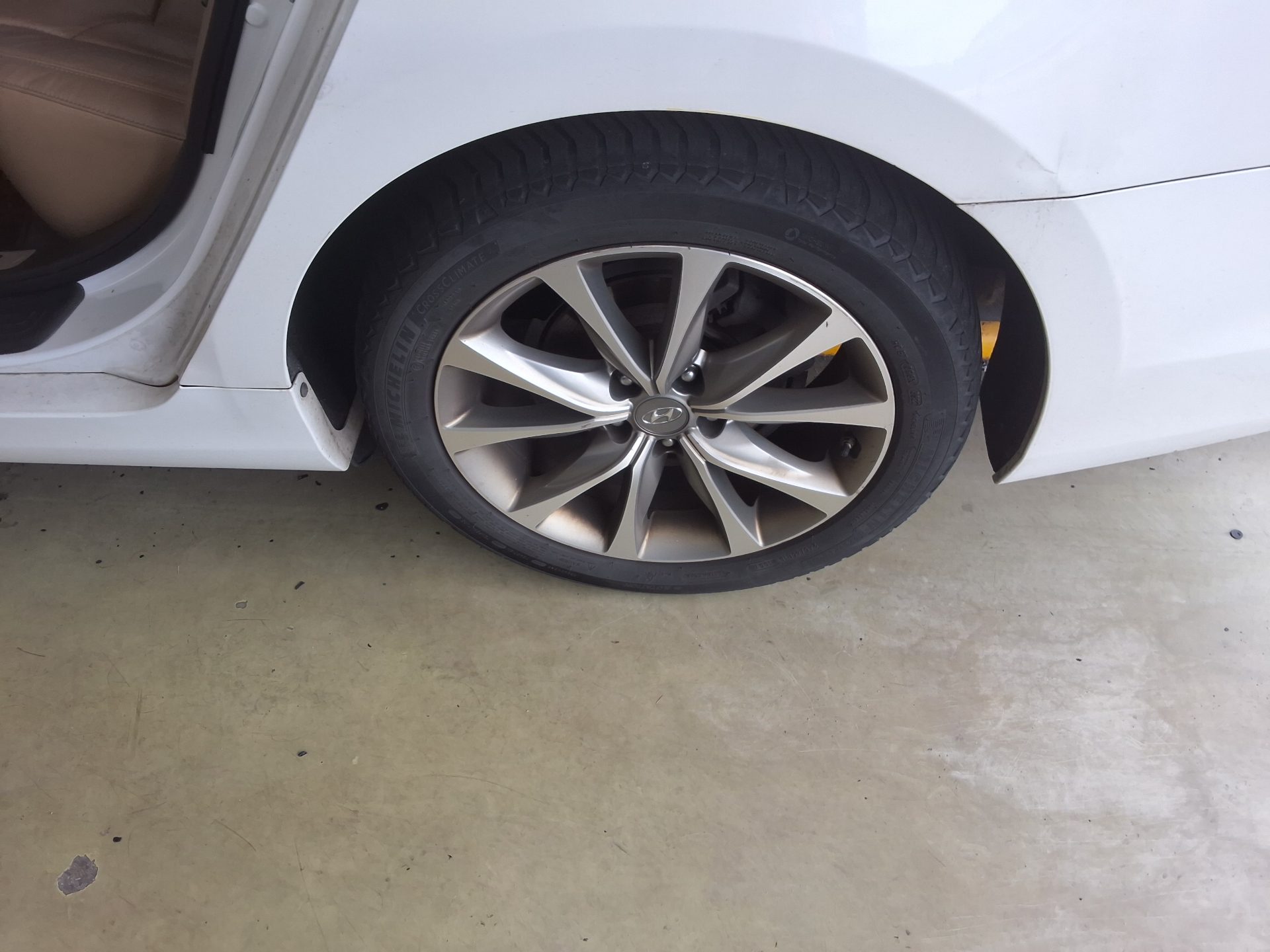 2015 - hyundai grandeur