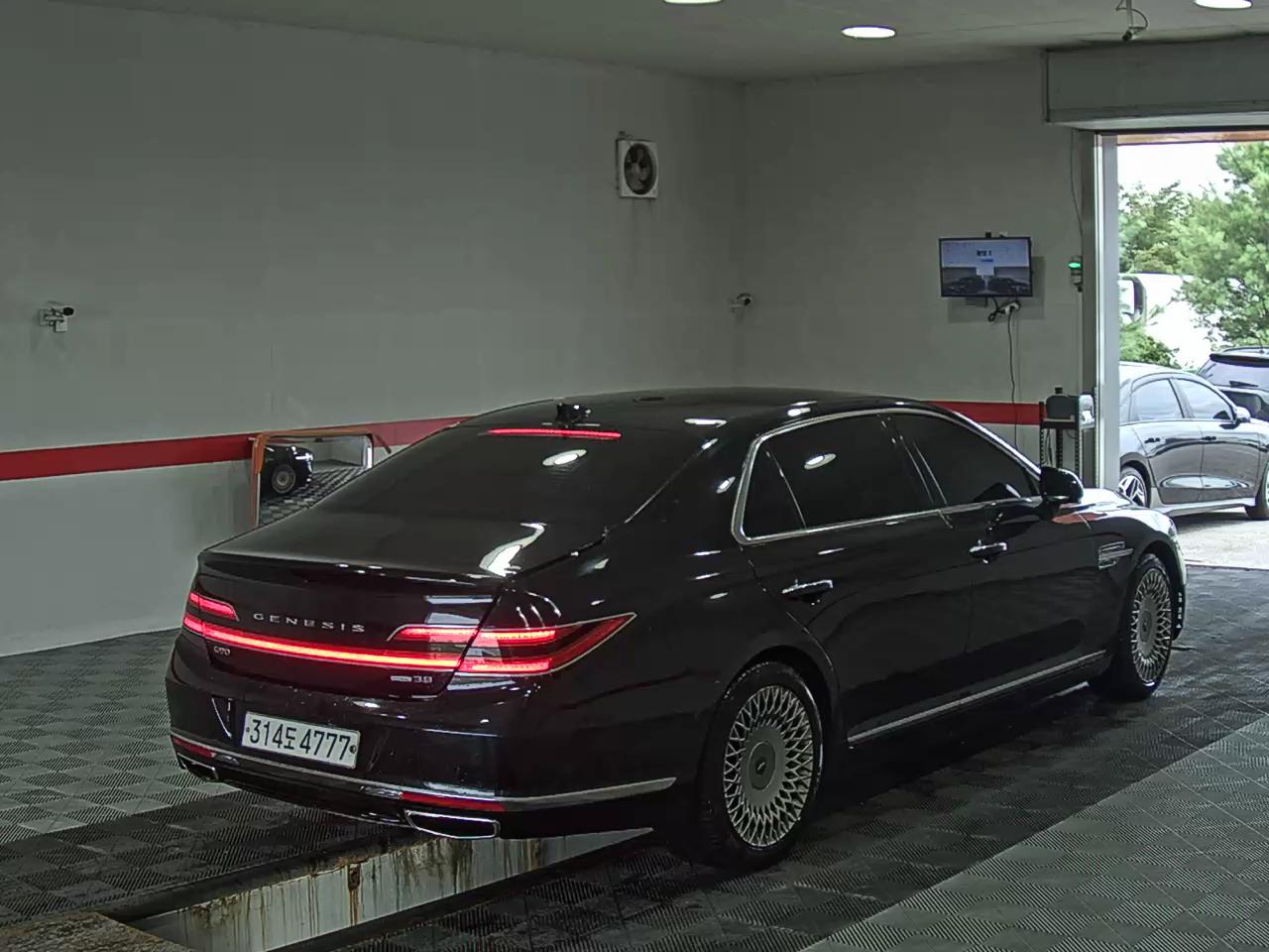 جينيسيس جينيسيس G90 2019 دفع رباعي بريميوم فاخر