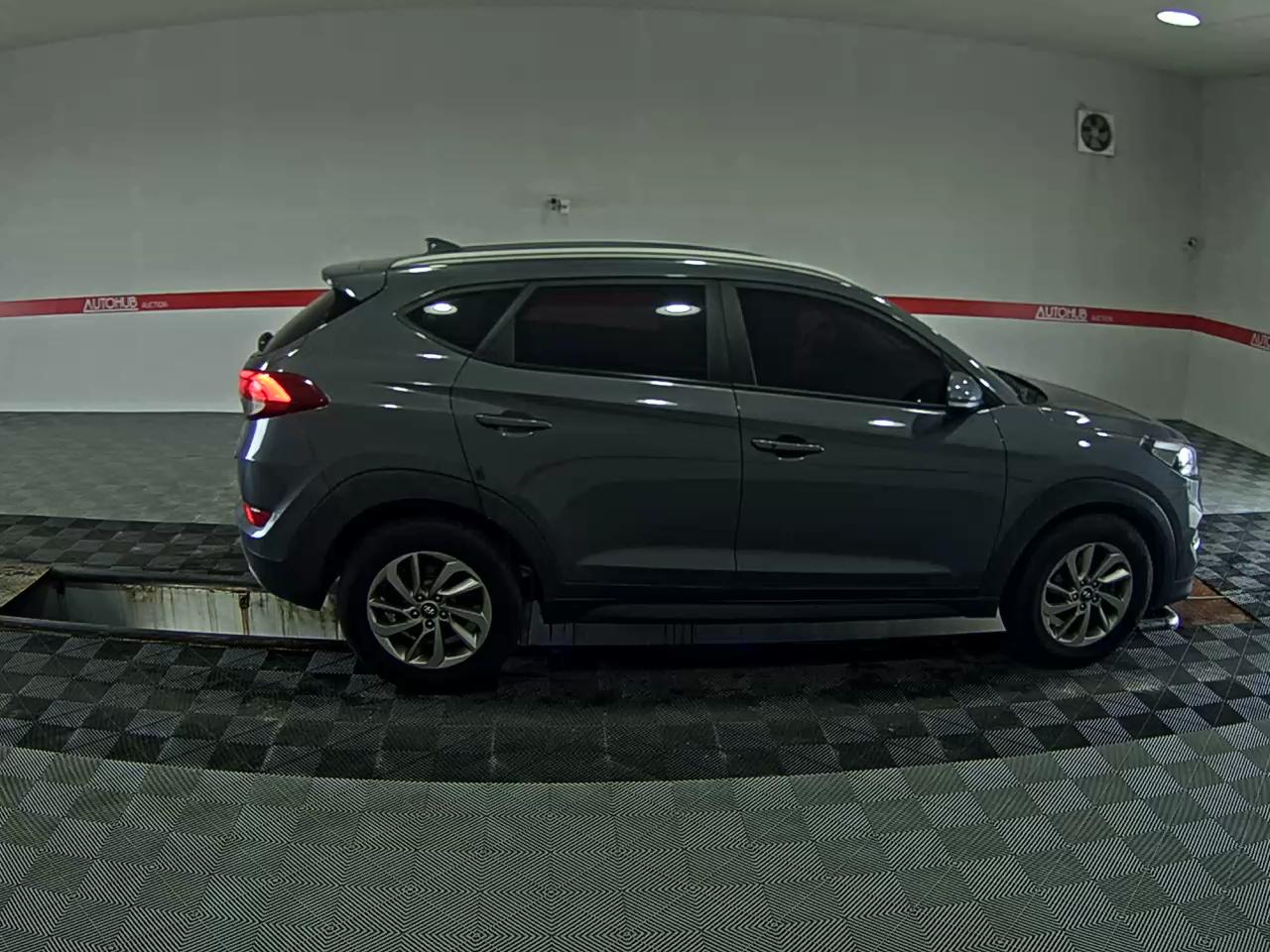 2016 - hyundai tucson