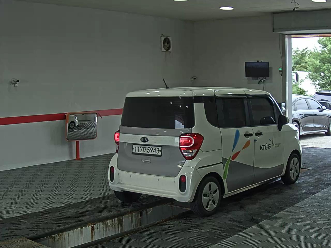 2020 - kia ray