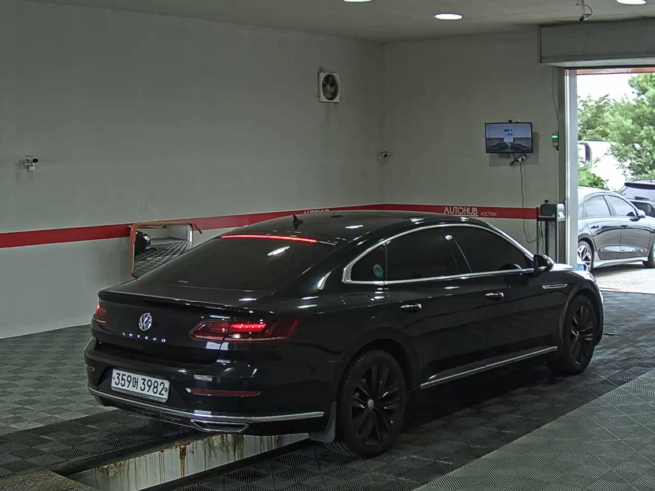 2019 - volkswagen arteon