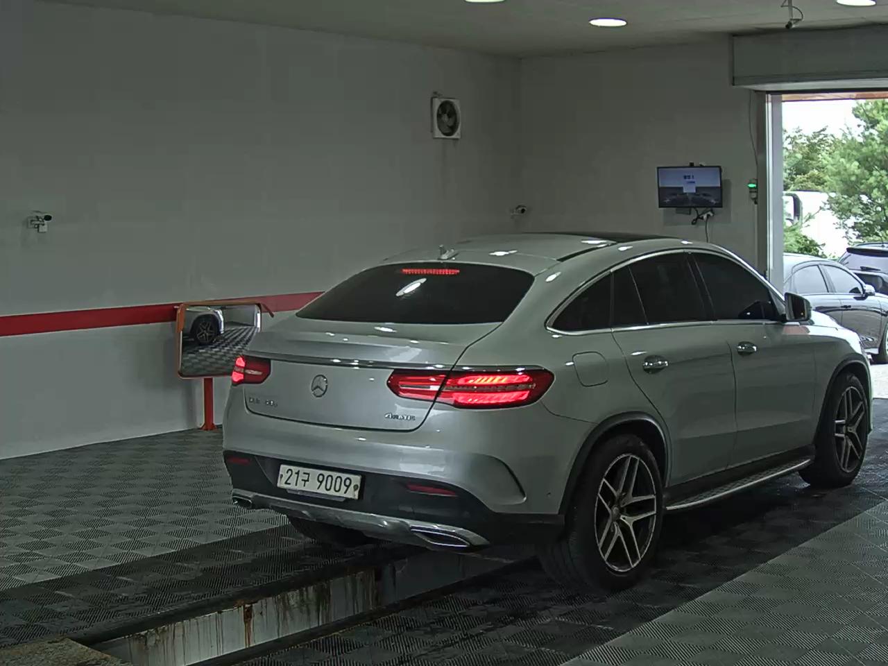 2017 - mercedes-benz gle-class