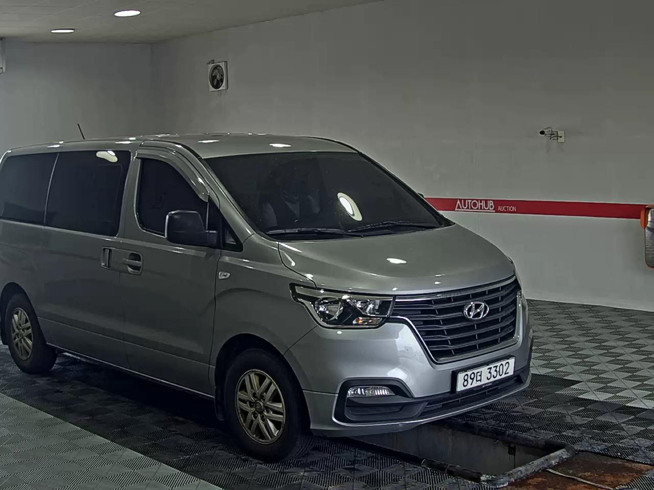 2020 - hyundai grand starex