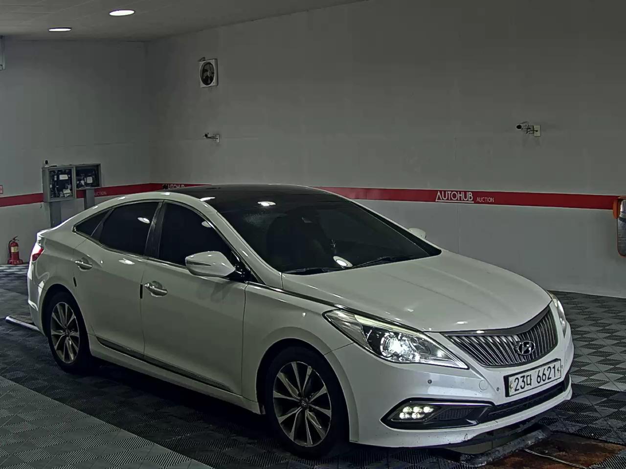 2015 - hyundai grandeur