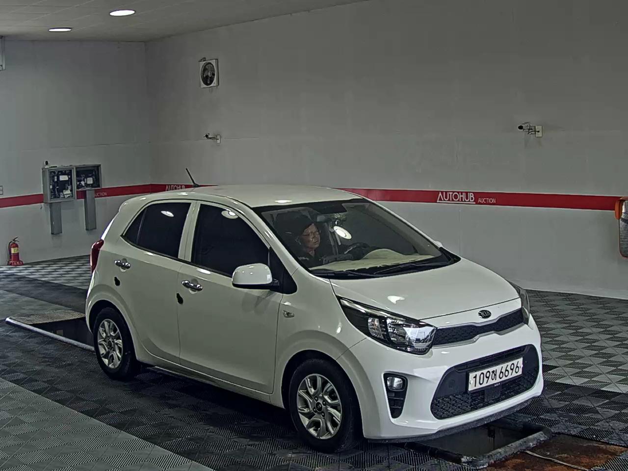 2020 - kia morning