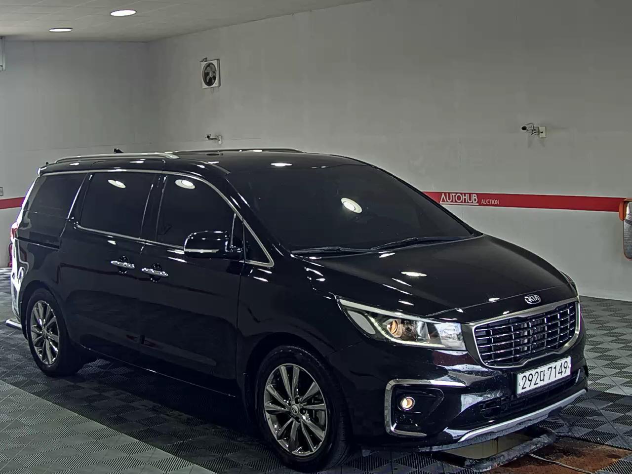 2019 - kia carnival