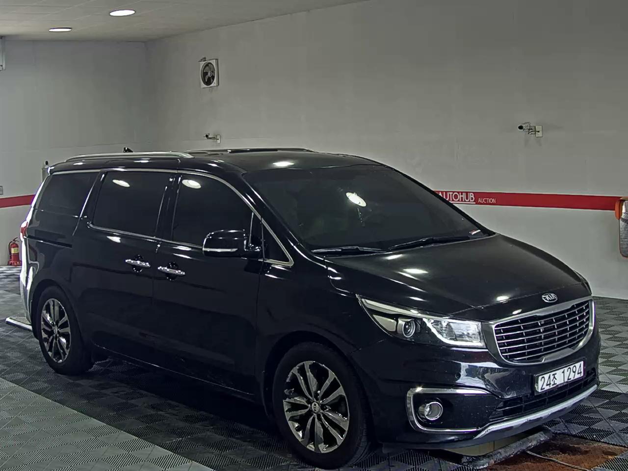 2018 - kia carnival