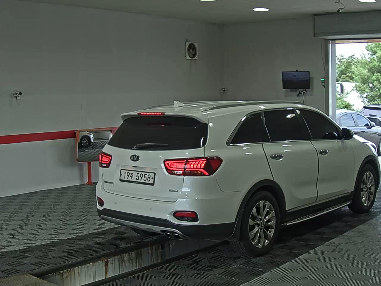 2019 - kia sorento