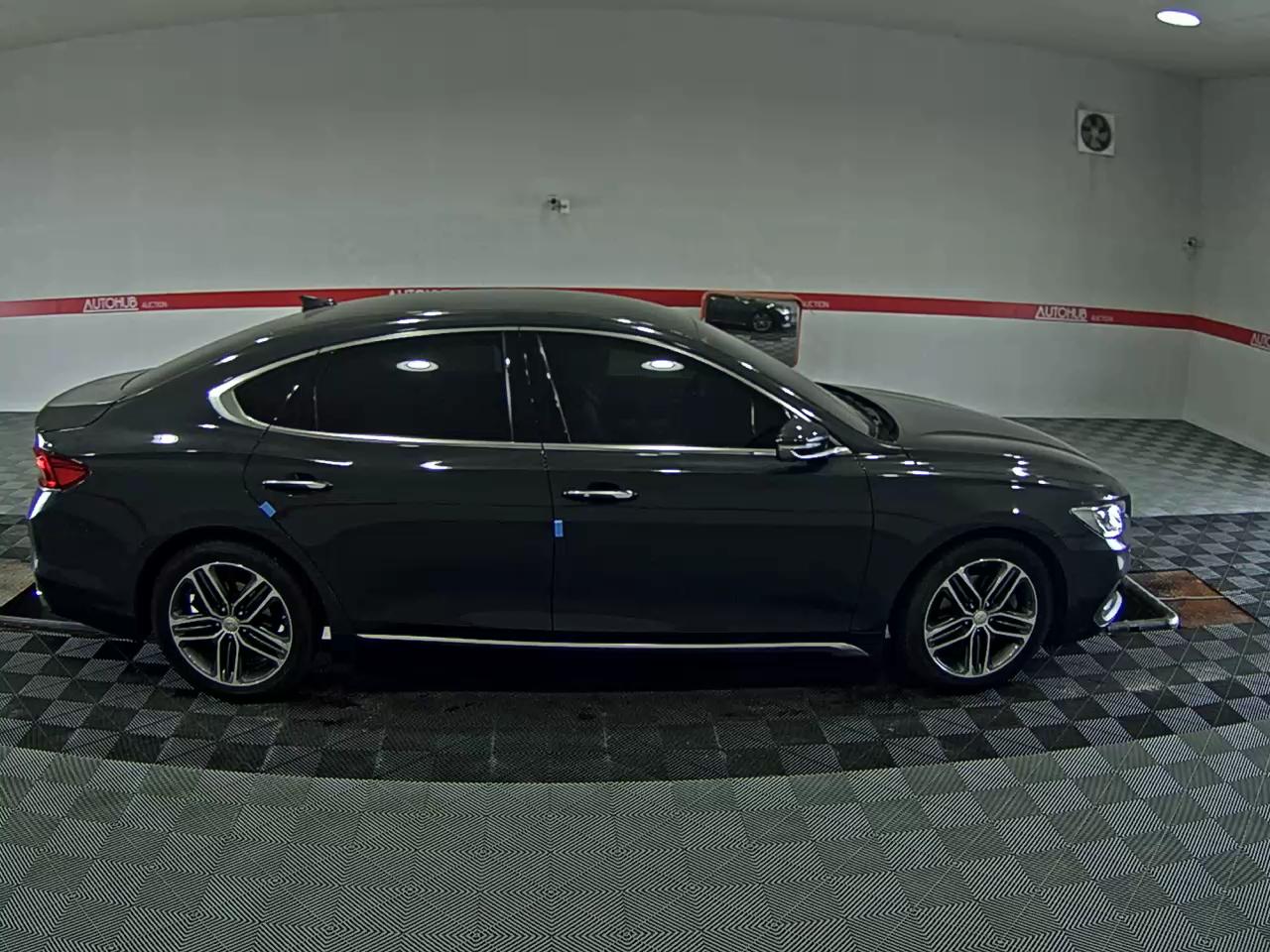 2018 - hyundai grandeur