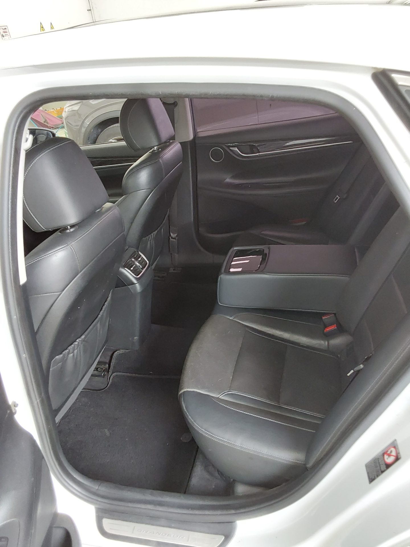 2017 - hyundai grandeur