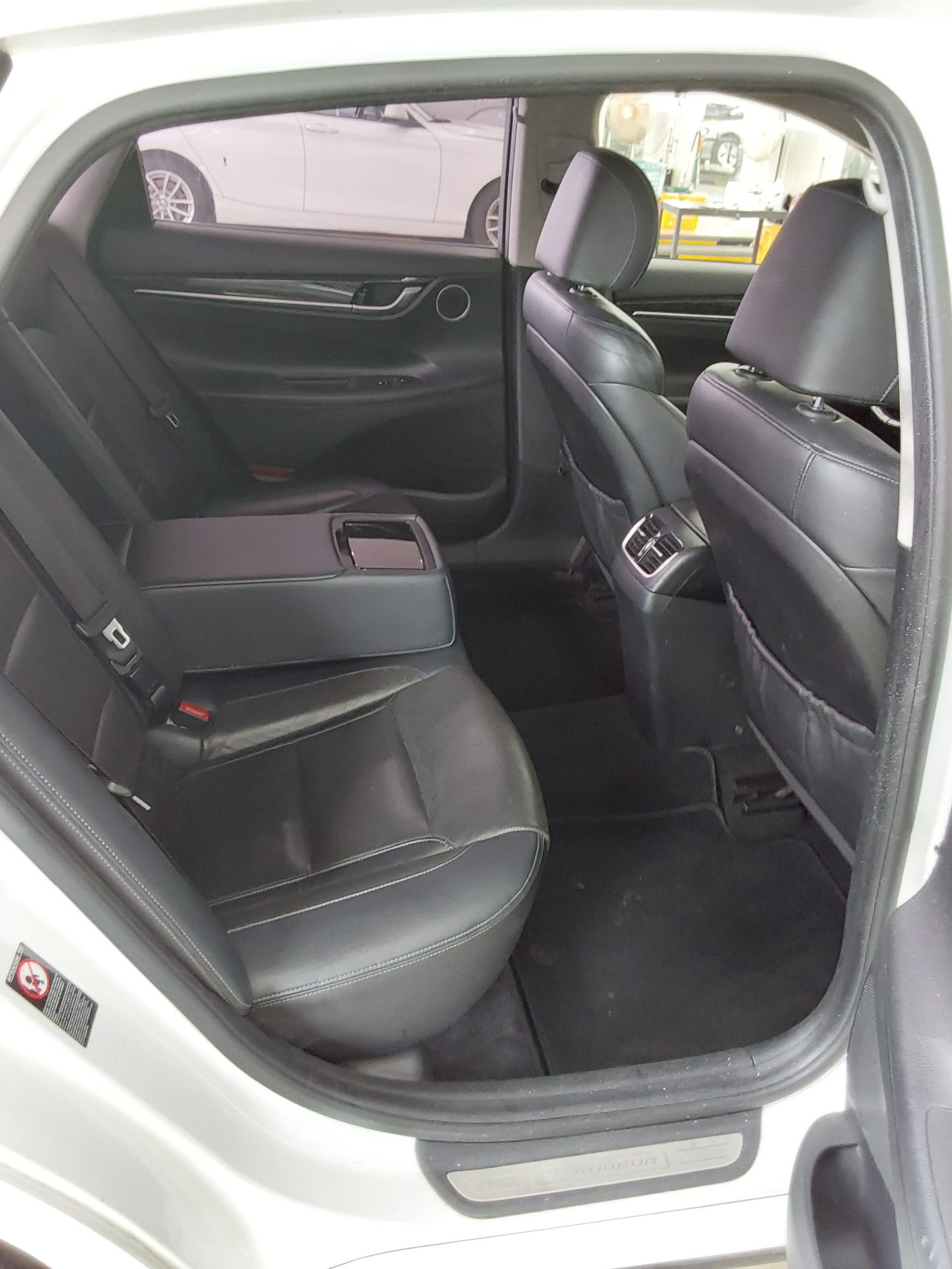 2017 - hyundai grandeur