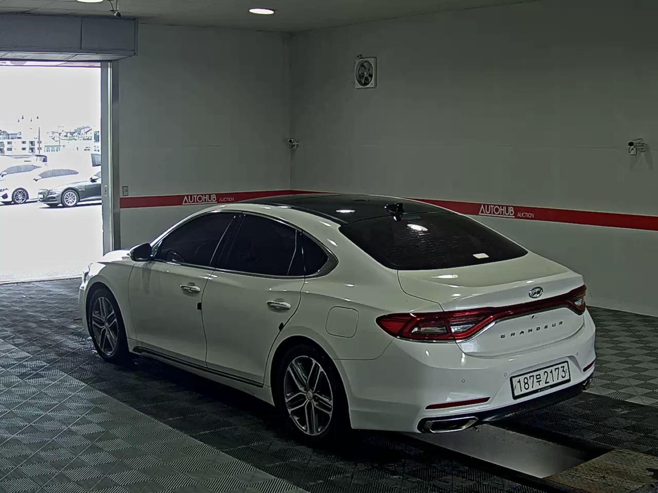 2017 - hyundai grandeur