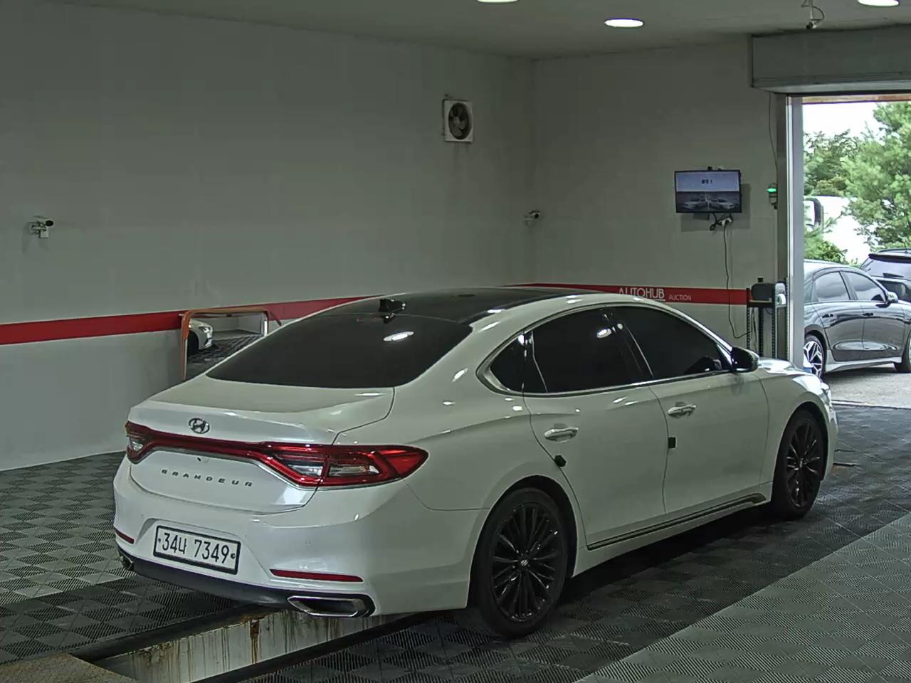 2017 - hyundai grandeur