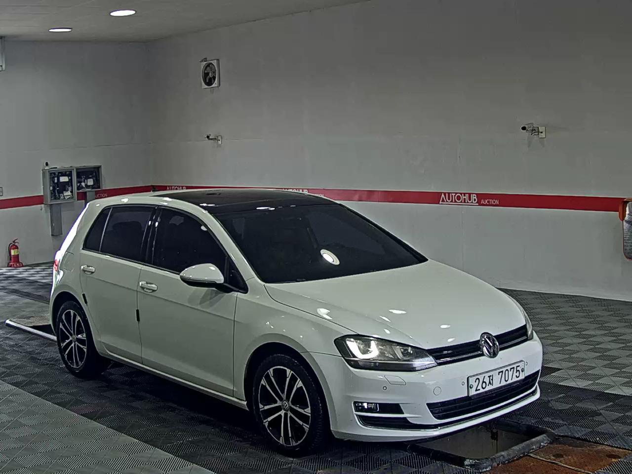 فولكس فاجن جولف (7Th Gen) 2.0 TDI بريميوم 2014 بريميوم