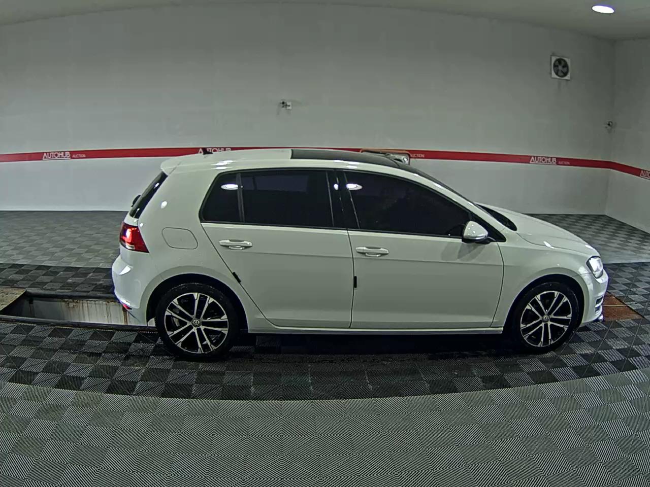 فولكس فاجن جولف (7Th Gen) 2.0 TDI بريميوم 2014 بريميوم