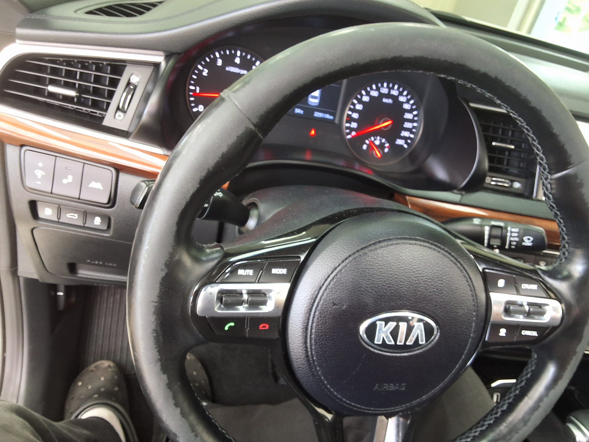 2016 - kia k7