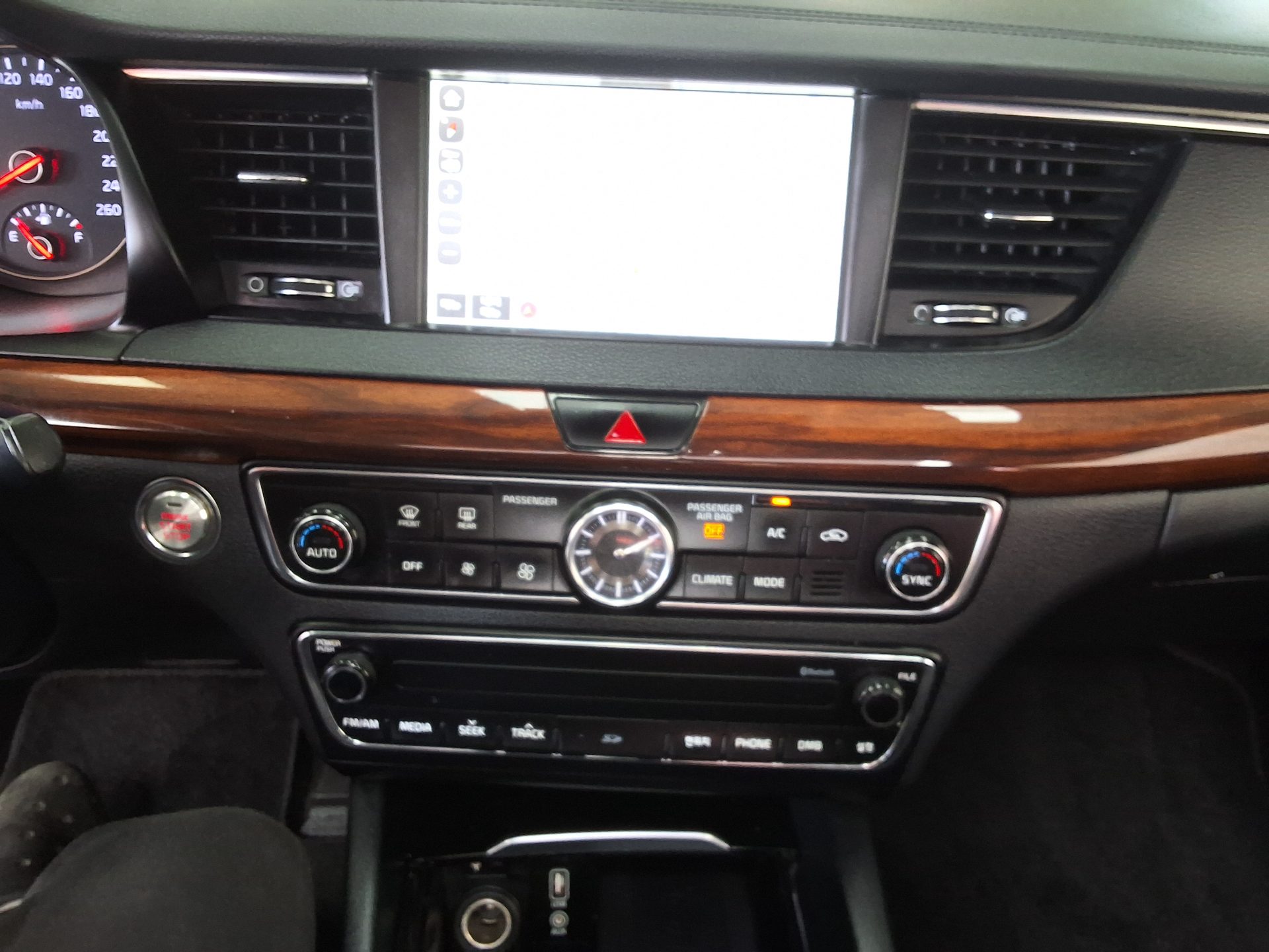 2016 - kia k7