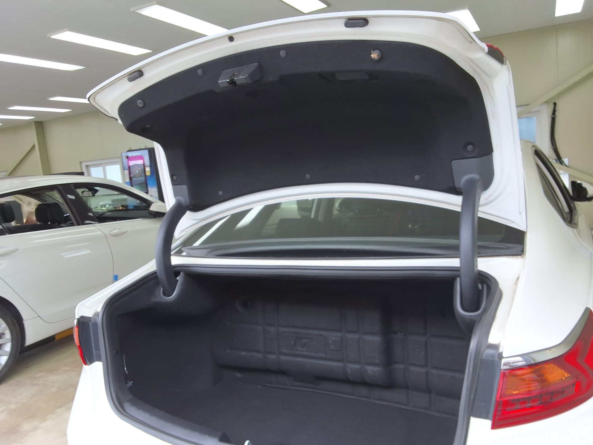 2016 - kia k7