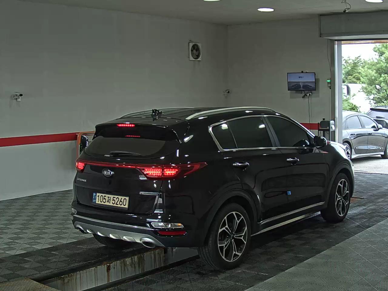 2022 - kia sportage
