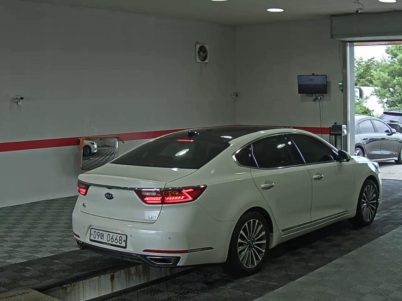 2016 - kia k7