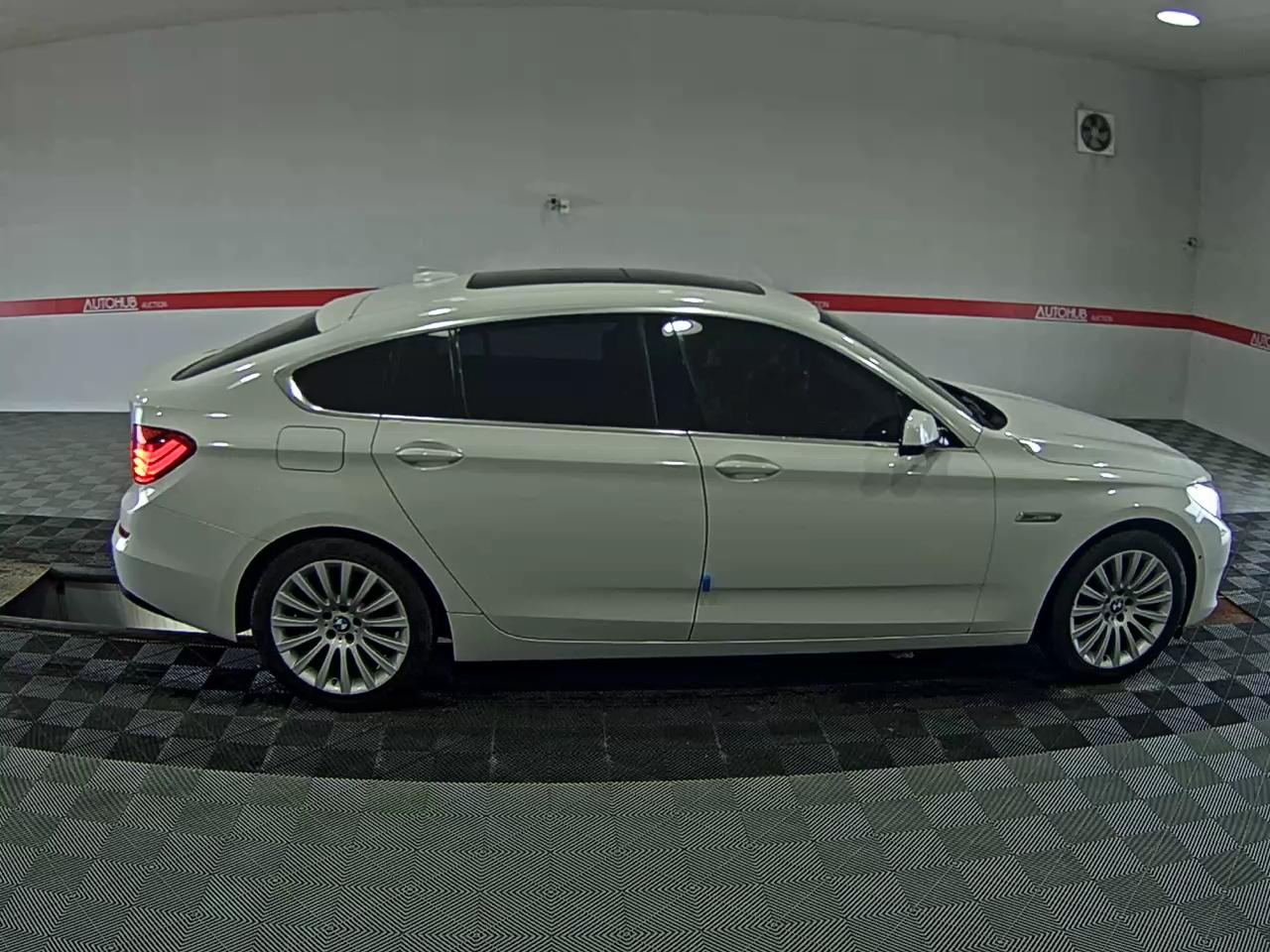 2013 - bmw gran turismo