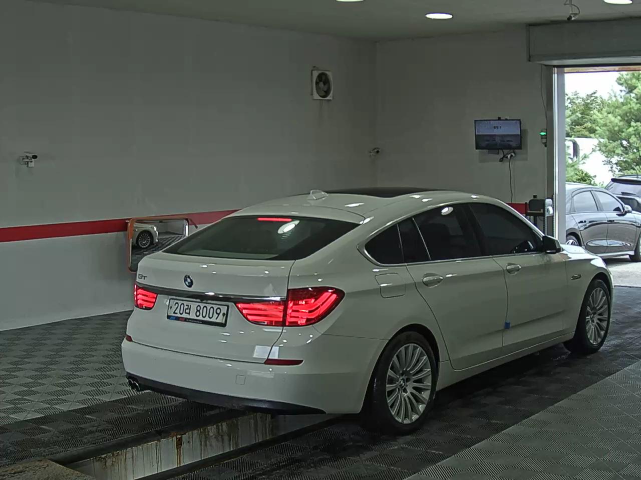 2013 - bmw gran turismo
