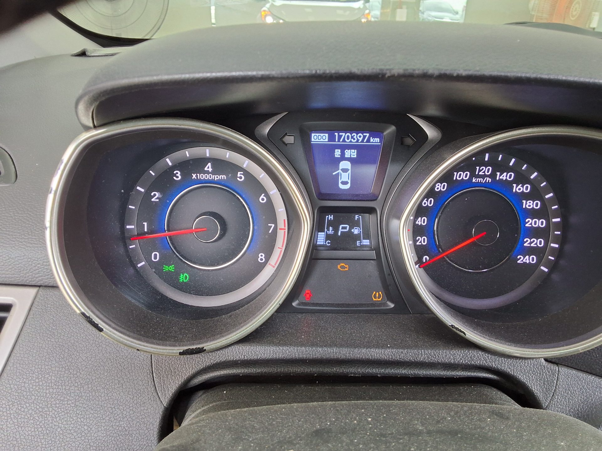 2013 - hyundai avante