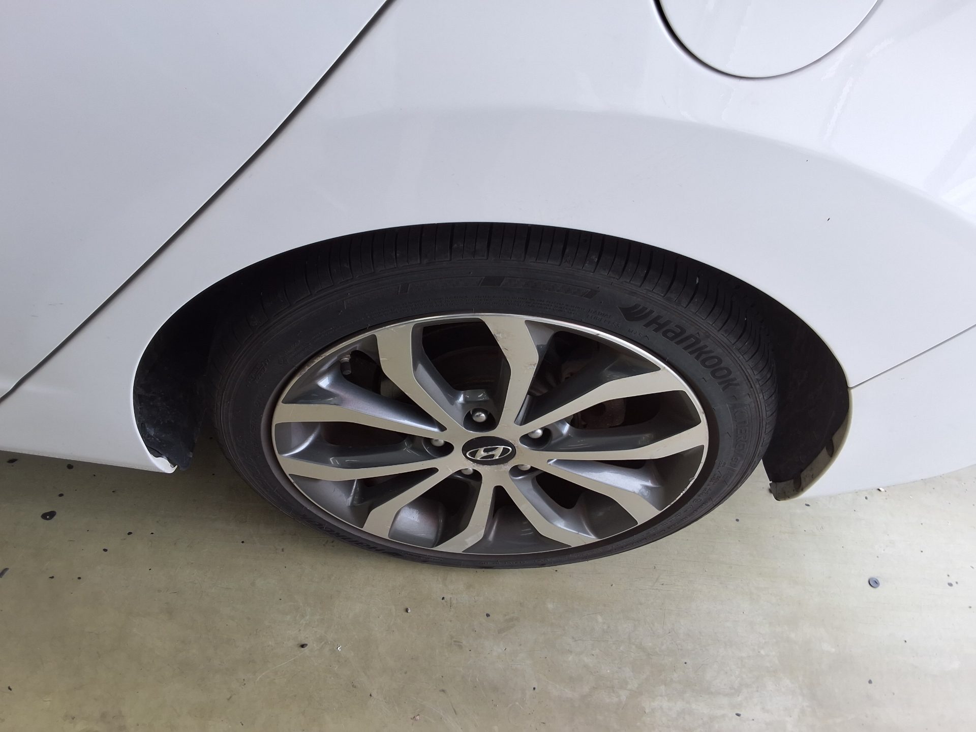 2013 - hyundai avante