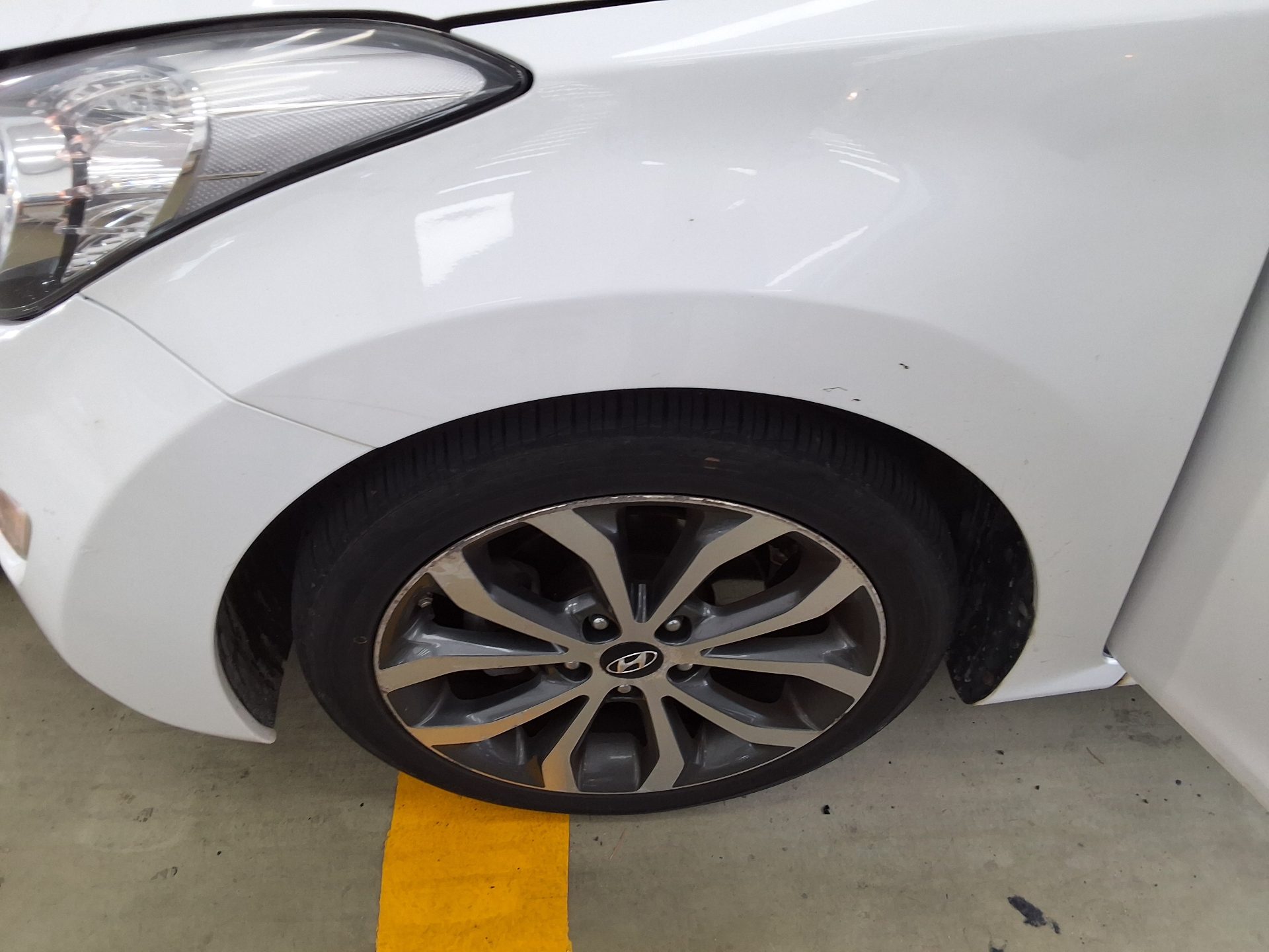 2013 - hyundai avante