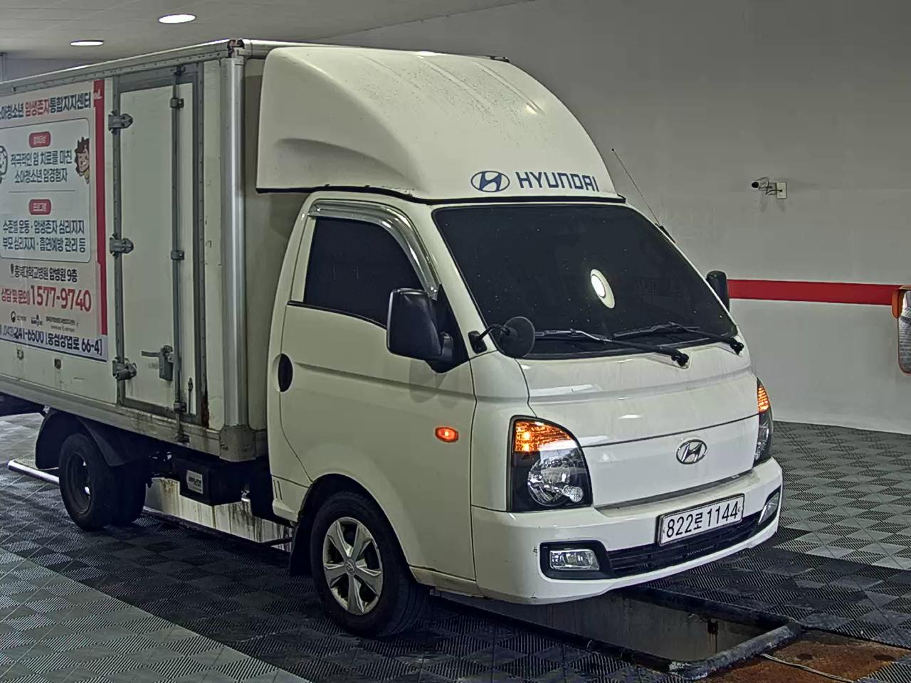 2013 - hyundai truck