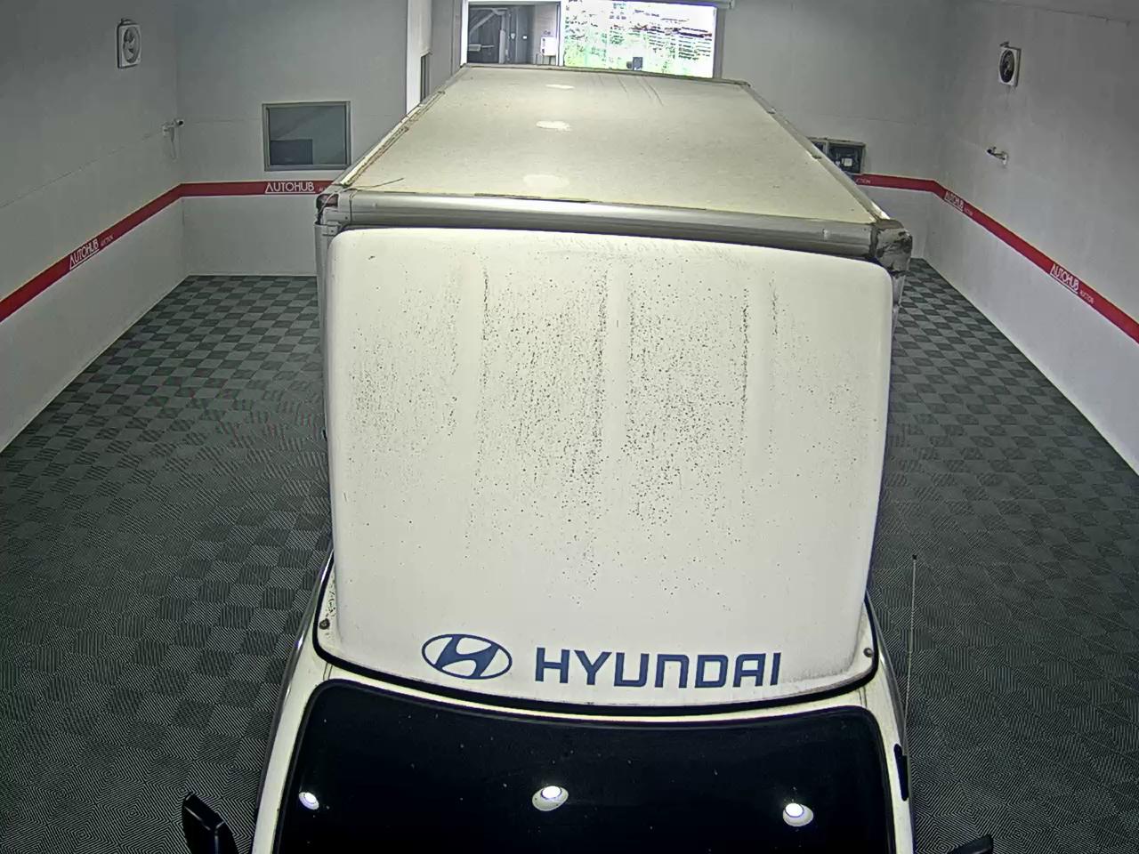2013 - hyundai truck
