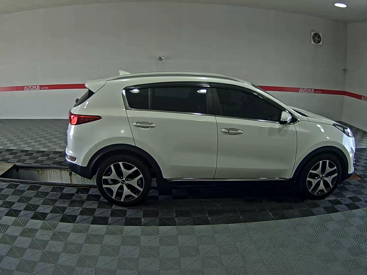 2016 - kia sportage