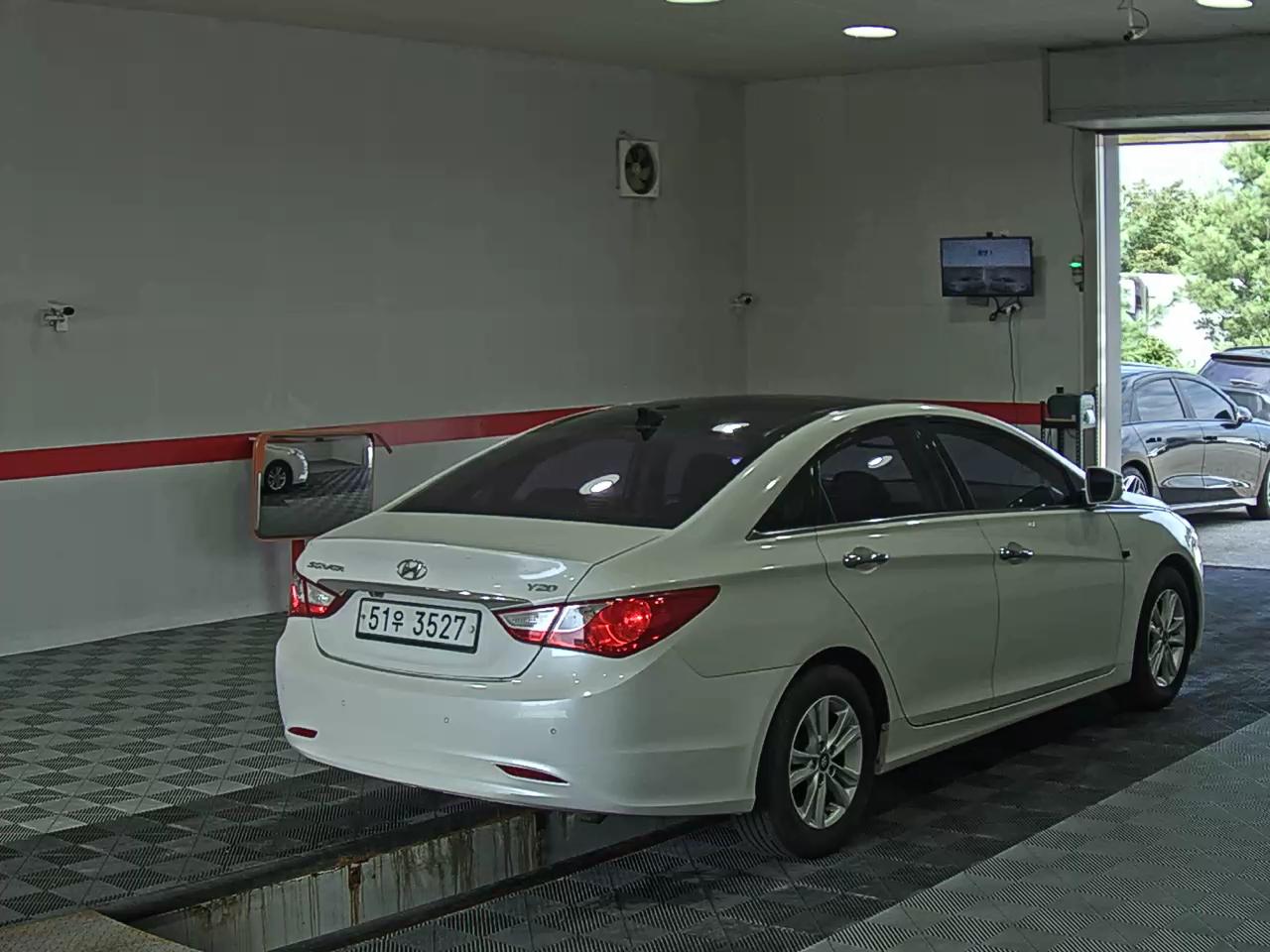 2012 - hyundai sonata