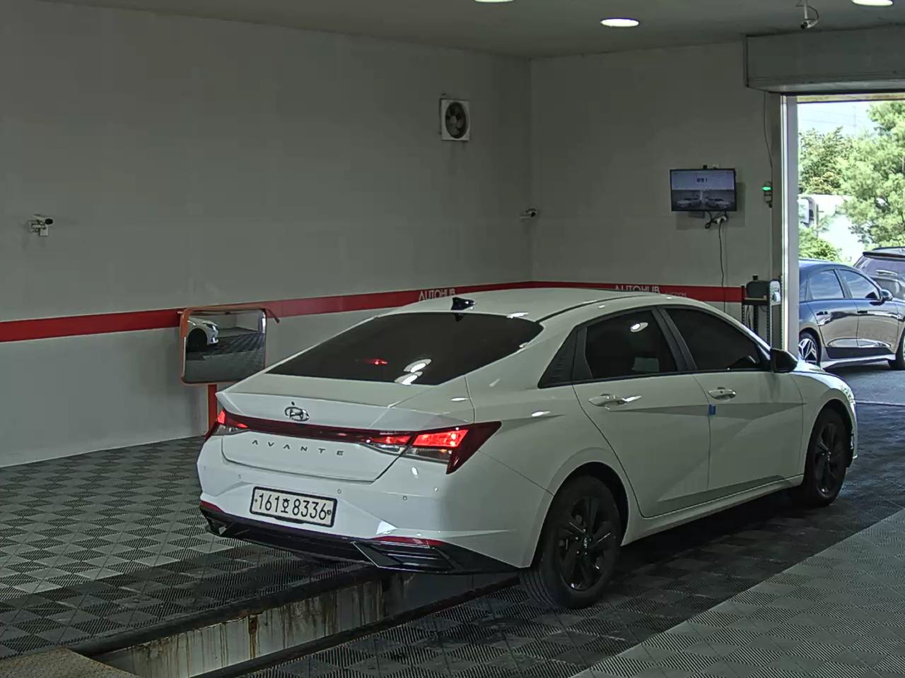 2023 - hyundai avante